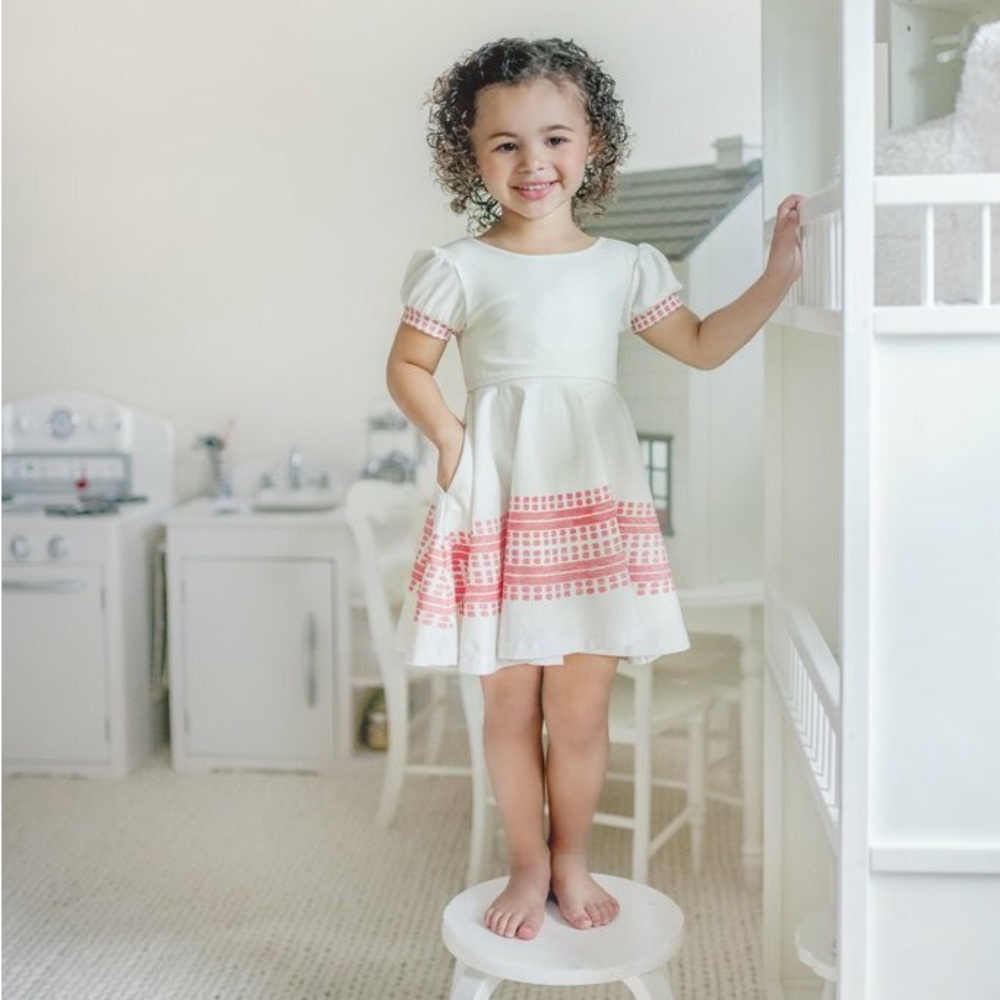 WELL DRESSED WOLF OMI JO VGUC Geometric Pattern Twirl Dress